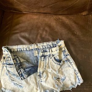 Forever 21 short shorts distressed
